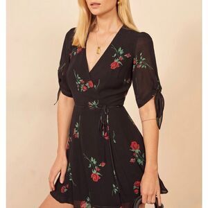 Reformation Sammy Dress Rochelle Black Red Rose Floral Wrap Mini Small Coquette